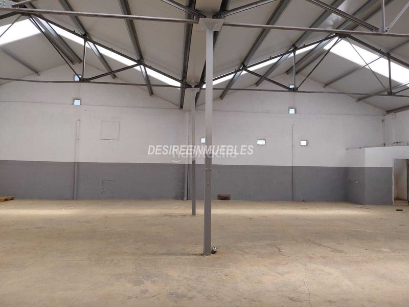 Foto e5aef41d-b6f6-4576-be4b-72019ca013bd. Alquiler nave industrial horno de alcedo en El Forn d'Alcedo Valencia