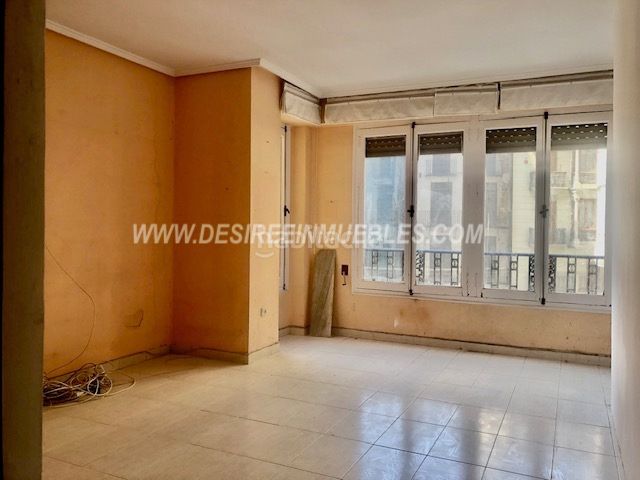 Foto 547aa7ea-45cf-487c-8243-0b736c3c07c3. Pis a El Mercat Valencia