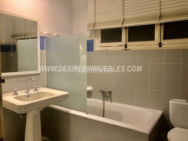 Foto 7714c8d1-0268-4569-a03b-7be334444af4. Pis a El Mercat Valencia