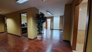 Oficina a Carrer de les Garrigues