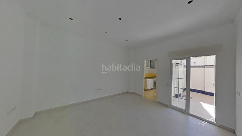 Planta baja en carrer de molina 14 molina en Mont Olivet Valencia - Imagen 2