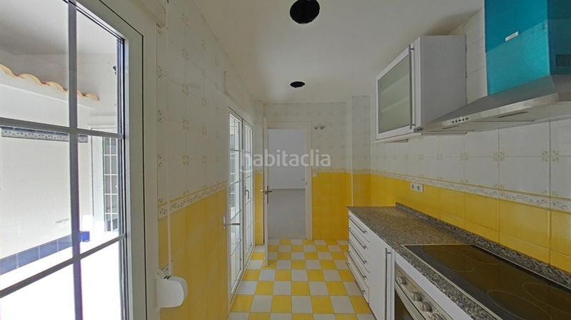 Planta baja en carrer de molina 14 molina en Mont Olivet Valencia - Imagen 3