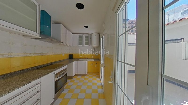 Planta baja en carrer de molina 14 molina en Mont Olivet Valencia - Imagen 24