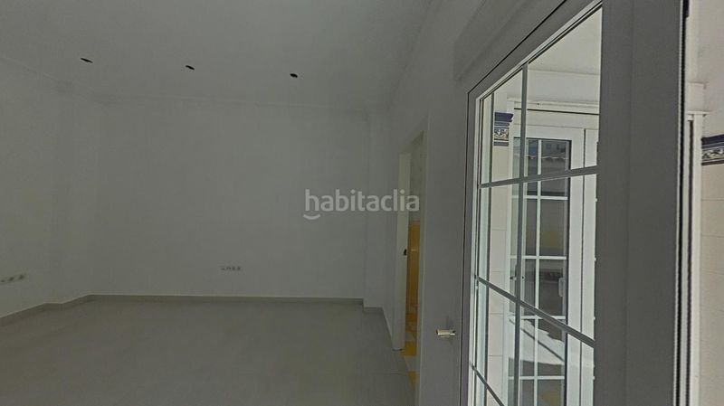 Planta baja en carrer de molina 14 molina en Mont Olivet Valencia - Imagen 19
