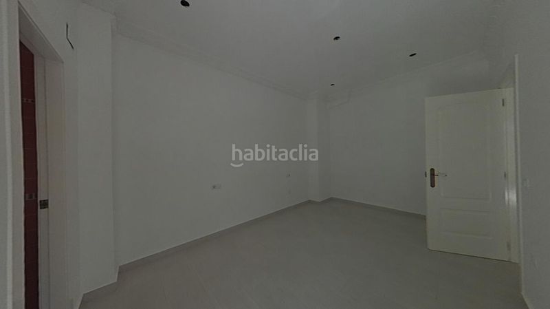 Planta baja en carrer de molina 14 molina en Mont Olivet Valencia - Imagen 20