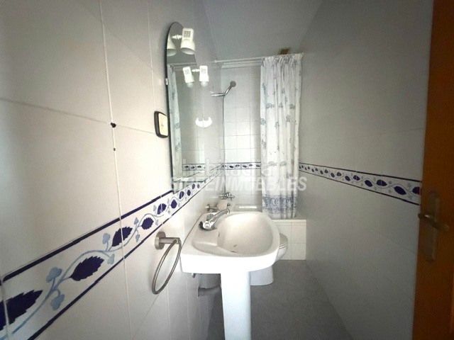 Foto d6c989f2-9691-4b12-a270-a356dd4a22cf. Casa amb calefacció aparcament a Rocafort