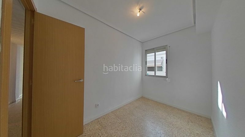 Foto 7c357fcc-124a-48c8-adfe-ac36c7f51809. Pis a Torrefiel Valencia