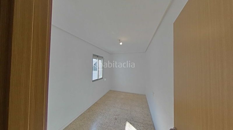 Foto 8220db95-9812-4eaa-a169-3f38311ce103. Pis a Torrefiel Valencia