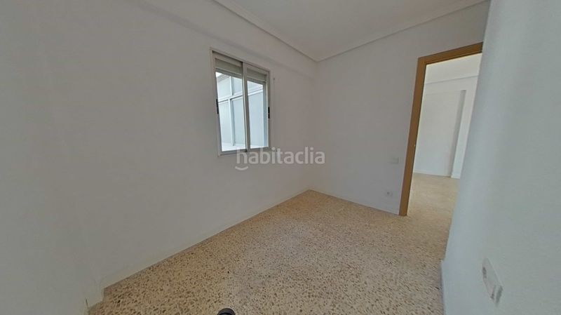 Foto ce3a7b98-9127-48f8-a6a6-12bd4adb07e4. Pis a Torrefiel Valencia