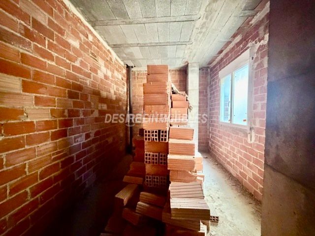 Foto 70233826-8d15-4fba-8456-982e9a0d9605. Edificio benimamet en Benimàmet Valencia