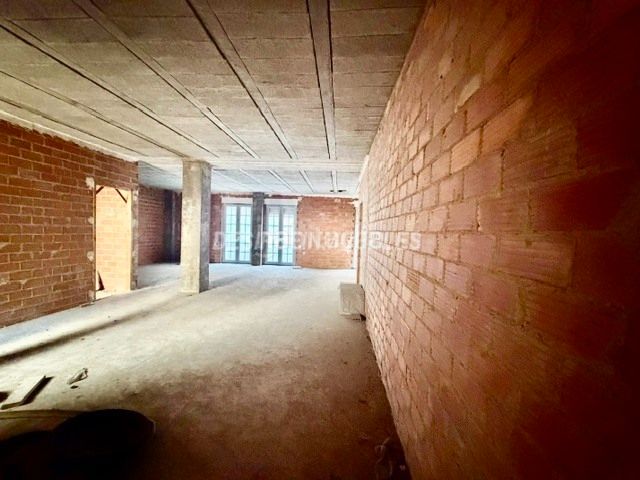 Foto a4260484-491c-4ee0-b2fe-a68da1393421. Edificio benimamet en Benimàmet Valencia