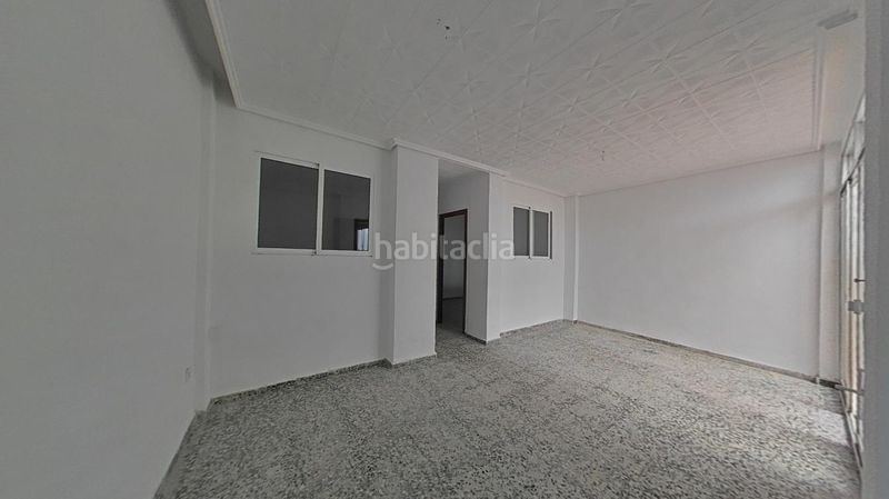 Foto 4b270bad-442b-4ce7-9da1-b97a5cf6df85. Planta baixa a Natzaret Valencia