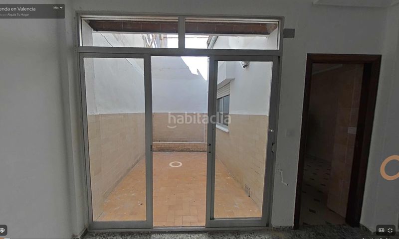 Foto cfc51566-6ab7-4532-a8cd-521ee1520055. Planta baixa a Natzaret Valencia