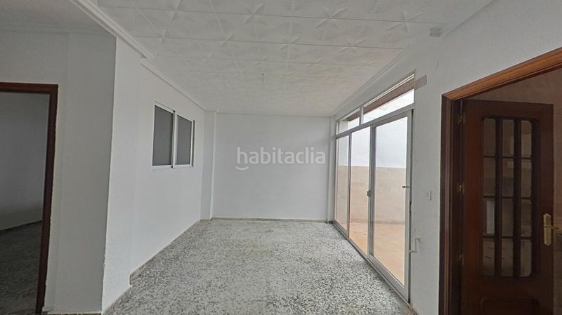 Foto d54dd5f5-0490-4c2e-9597-20daff5748c0. Planta baixa a Natzaret Valencia