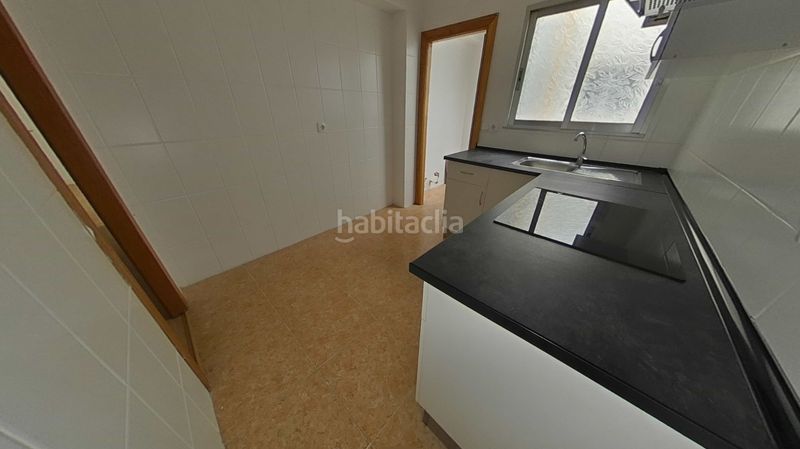 Foto 2f27ec7a-c492-4969-bf76-67c64e1d0539. Pis a La Raïosa Valencia