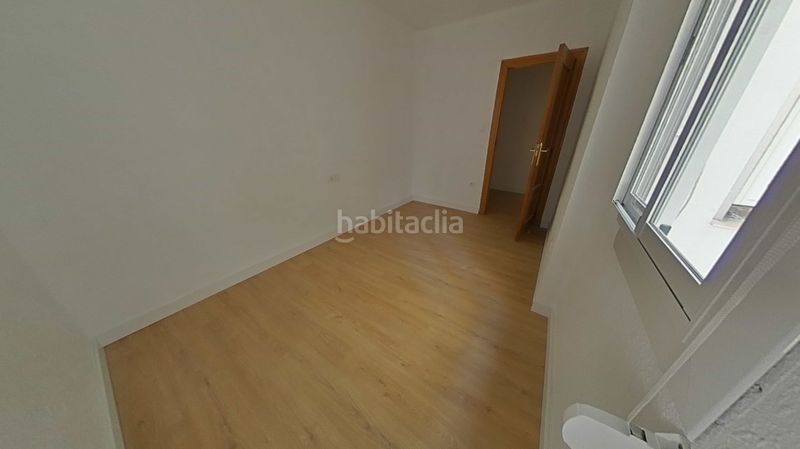Foto 931026ba-e3d0-42f3-b455-dba33997d374. Pis a La Raïosa Valencia