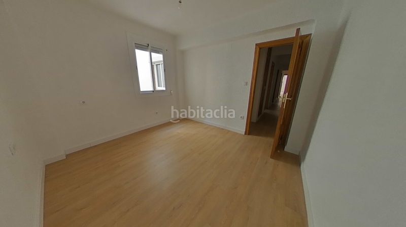Foto e30a113f-e503-45b7-9889-14bf6a8d0437. Pis a La Raïosa Valencia