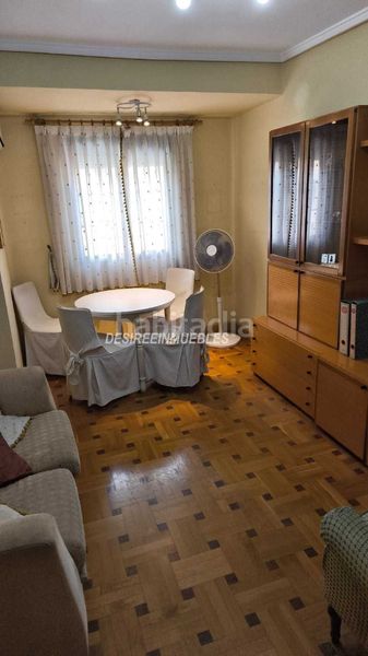 Foto d8272eb4-4a9f-495a-bb67-a47a7a343414. Pis a Mont Olivet Valencia