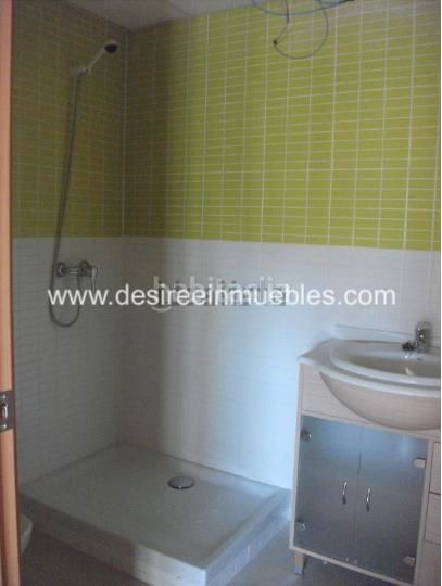 Foto 52a2a642-b6b5-4462-be3d-7e36543bcf76. Lloguer dúplex a Mont Olivet Valencia