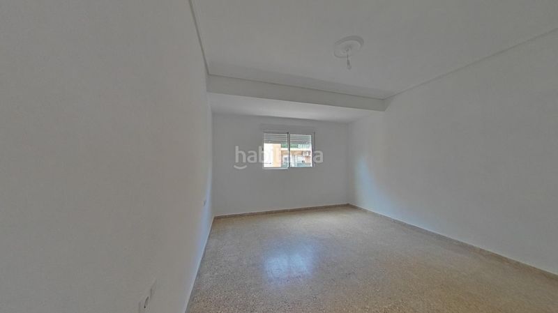 Foto a99ff32d-d424-4509-b3da-cd73934bbc35. Pis a Mont Olivet Valencia