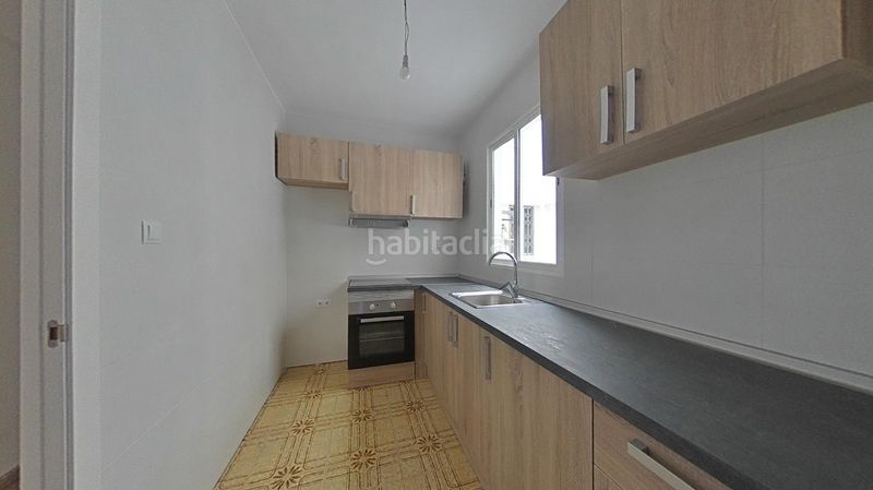 Foto c5747837-ed88-456f-9f44-9ae793b7e7a8. Pis a Mont Olivet Valencia