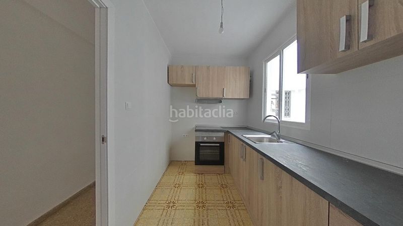 Foto c61d1a66-2729-42ee-a2a4-4369900ef432. Pis a Mont Olivet Valencia