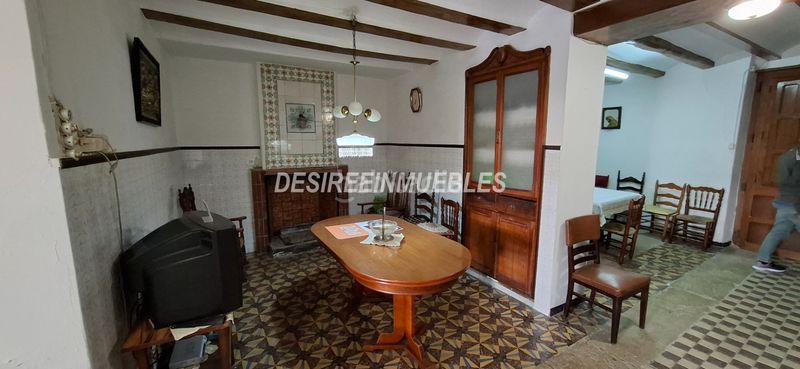 Foto b5732237-f50c-4687-b02d-3e9e13daf382. Casa el en Palomar
