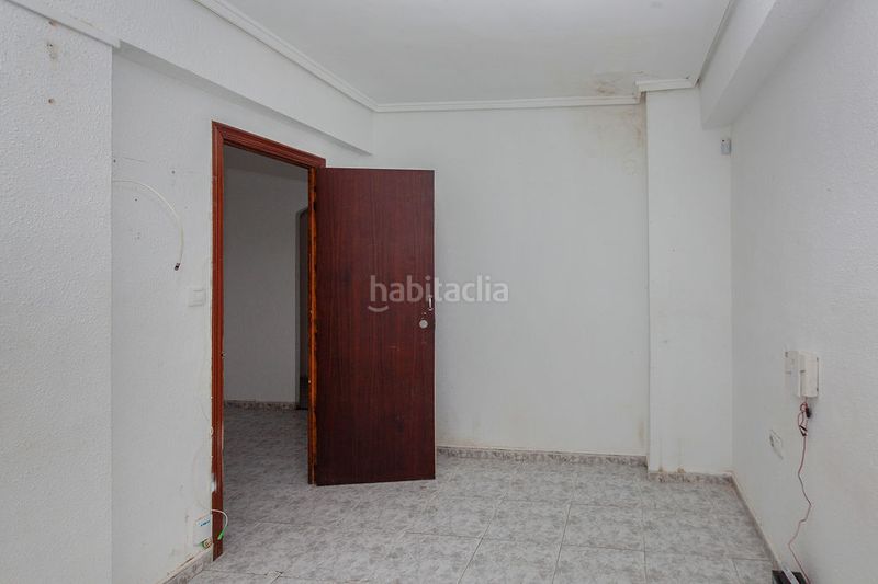 Foto a1243a40-0eba-418b-8cce-e96d5621661d. Pis a L´Amistat Valencia