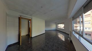 Etagenwohnung  Carrer de jer�nima gal�s. Jeronima gales
