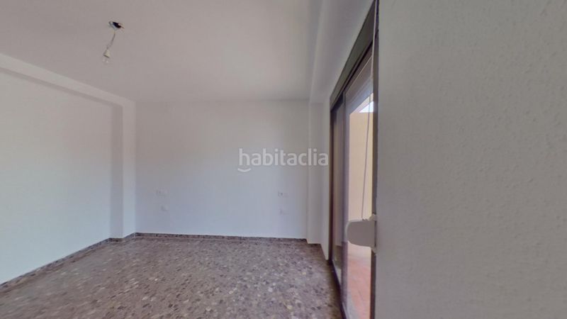 Foto 591a4378-d29a-4935-9fbd-2f2b81009fa5. Pis a Malva Rosa Valencia