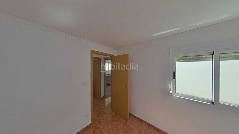 Foto 3b5d9a97-3ae9-43ef-98a2-1bec655801be. Pis a Malva Rosa Valencia