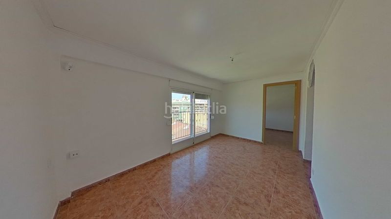 Foto 74f87560-afc7-4743-8e95-47d8bbfff549. Pis a Malva Rosa Valencia