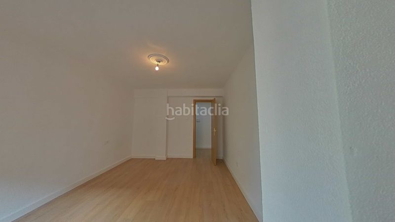 Foto 2fb44dd2-f981-4dbb-b54c-4fbde0f2ee0a. Flat in carrer dels lleons 27 in Aiora Valencia