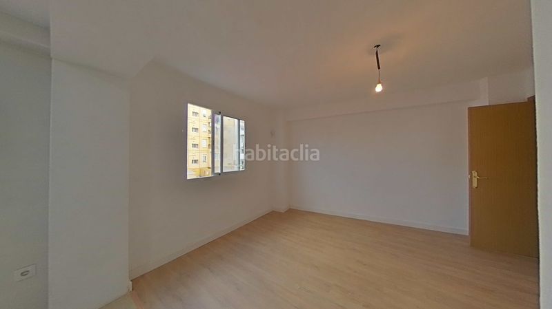 Foto 7df6a565-b56b-45ae-8033-1bc126ff19e5. Flat in carrer dels lleons 27 in Aiora Valencia