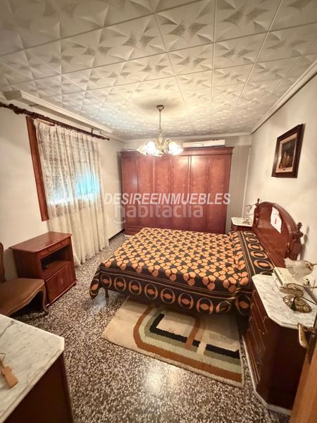 Foto c6a3dfaa-20c4-45ec-ae05-19b5337a0087. Edificio en Centro Ciudad Manises