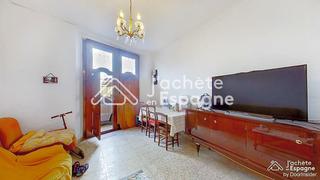 Casa  N/a. Casa de pueblo en la salzadella con una superficie de 140m2 dist