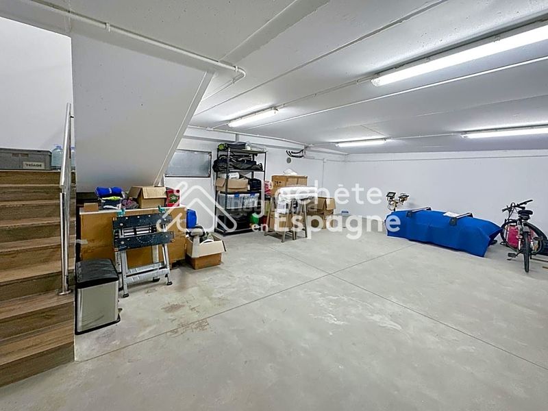 Foto c4daed8e-ac1f-445e-bde3-92e7550a9af1. Casa amb piscina a Vilanova d´Escornalbou