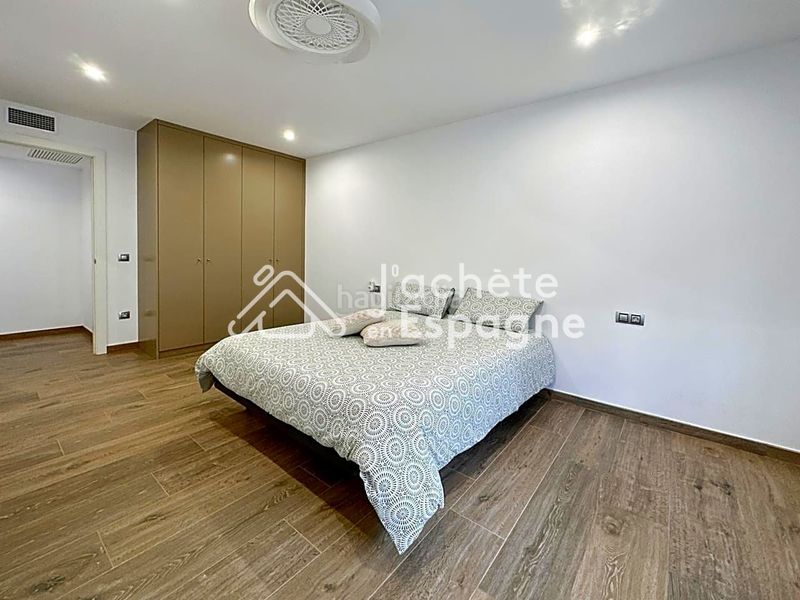 Foto cecd494e-3b33-42e1-b063-3e5e0aece592. Casa amb piscina a Vilanova d´Escornalbou