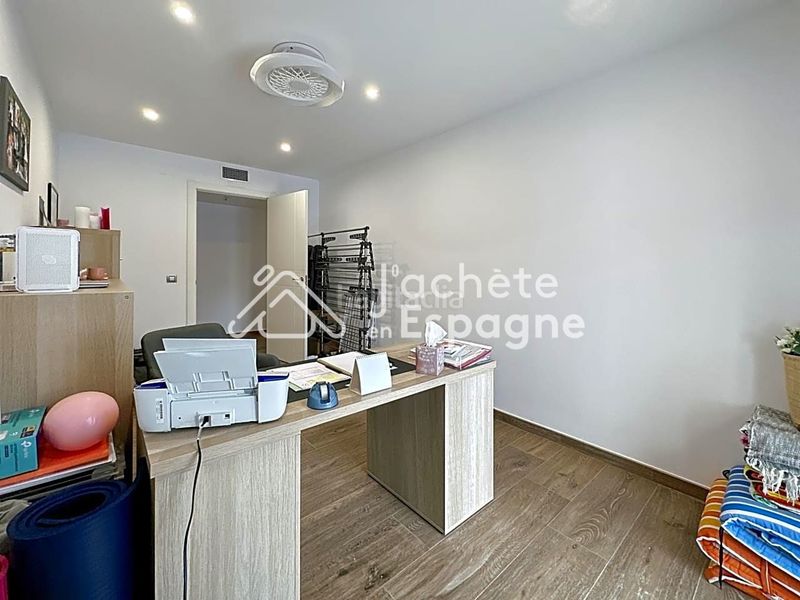 Foto d7232e94-cdd2-419d-b6c6-f6a450578360. Casa amb piscina a Vilanova d´Escornalbou