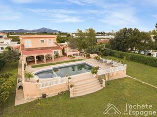 Maison  Carrer de vistabella d. Chalet de 7 dormitorios con piscina y jardin privado