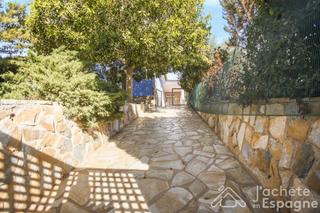 Casa  Quince. Villa de una sola planta con piscina