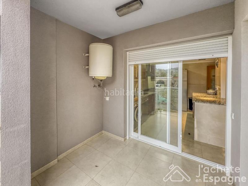 Foto b6b6b8c6-4e0a-41b9-af98-85eead65926c. Piso magnifico piso soleado en calig en Cálig