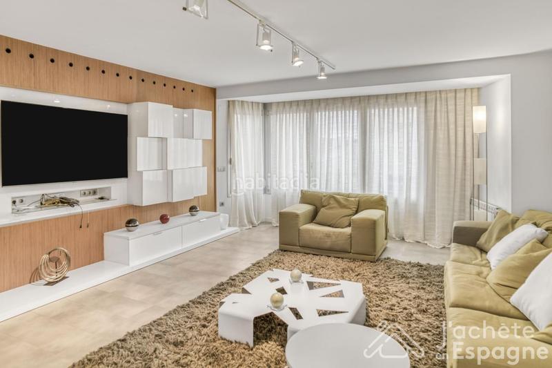 Foto 57dddef5-178d-43e7-babb-a2473747ef2e. Casa amb calefacció aparcament a Rossell