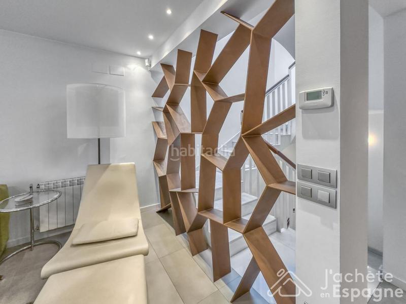 Foto cac7e1ee-7785-4b0f-818b-be642cfa8659. Casa amb calefacció aparcament a Rossell