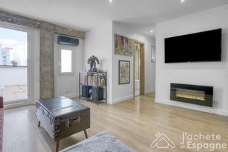 Apartament  Carrer cánovas del castillo. Piso con terraza de 40 m