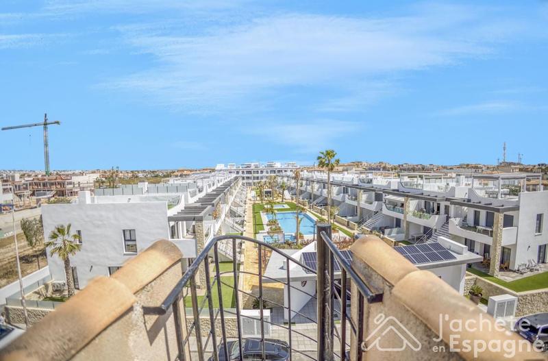 Foto 0d9fa26c-1074-48f1-81f0-82eaa7641a8c. Ático luminoso atico con solarium privado en Zeniamar - Horizonte - La Campana Orihuela
