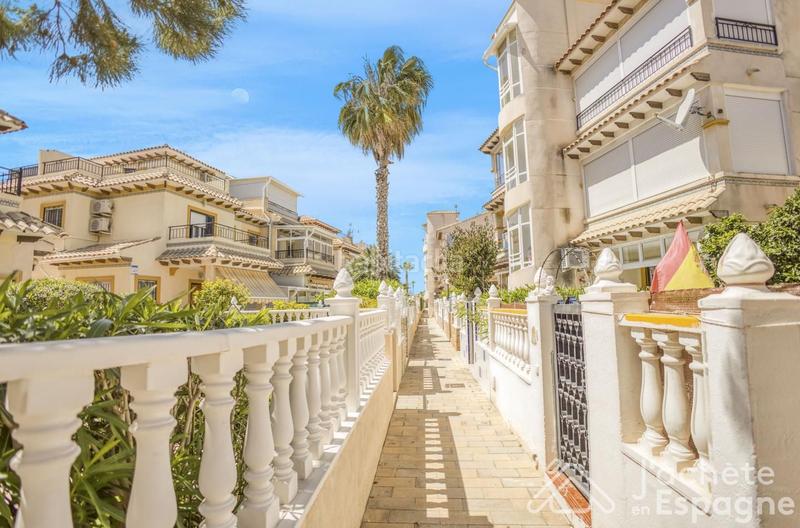 Foto 35b7ceec-bfae-4e38-81ac-c69b28e5de89. Ático luminoso atico con solarium privado en Zeniamar - Horizonte - La Campana Orihuela
