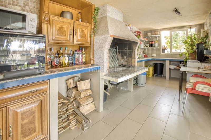 Foto 3e234a34-f0cc-44e2-ae08-44a393c16ef3. Casa amb calefacció aparcament piscina a Coloma Nucia (la)