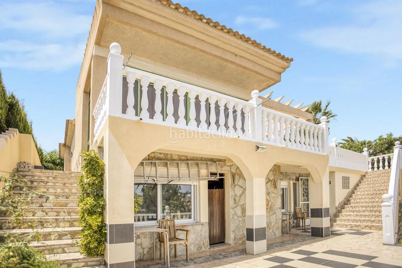 Foto 9852cf45-340d-4c82-b7fe-3a462cc254a5. Casa amb calefacció aparcament piscina a Coloma Nucia (la)