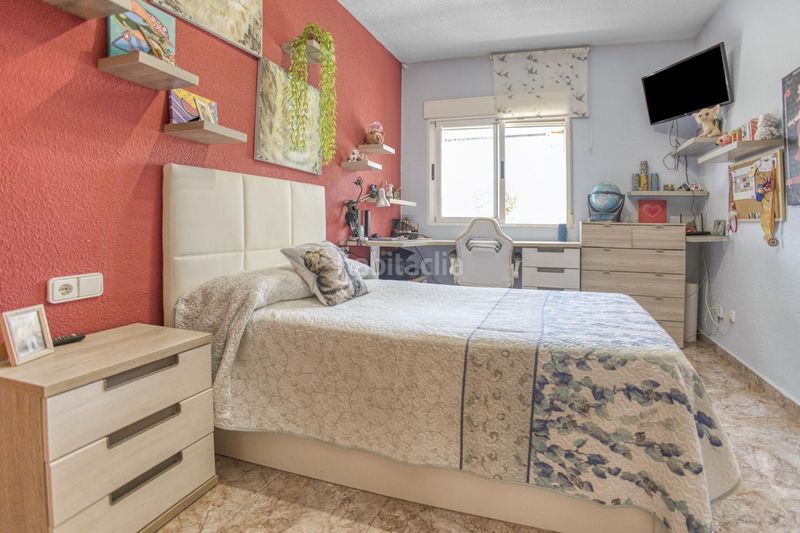 Foto bfcedf47-ebdf-484a-8cae-8a8759eff811. Casa amb calefacció aparcament piscina a Coloma Nucia (la)